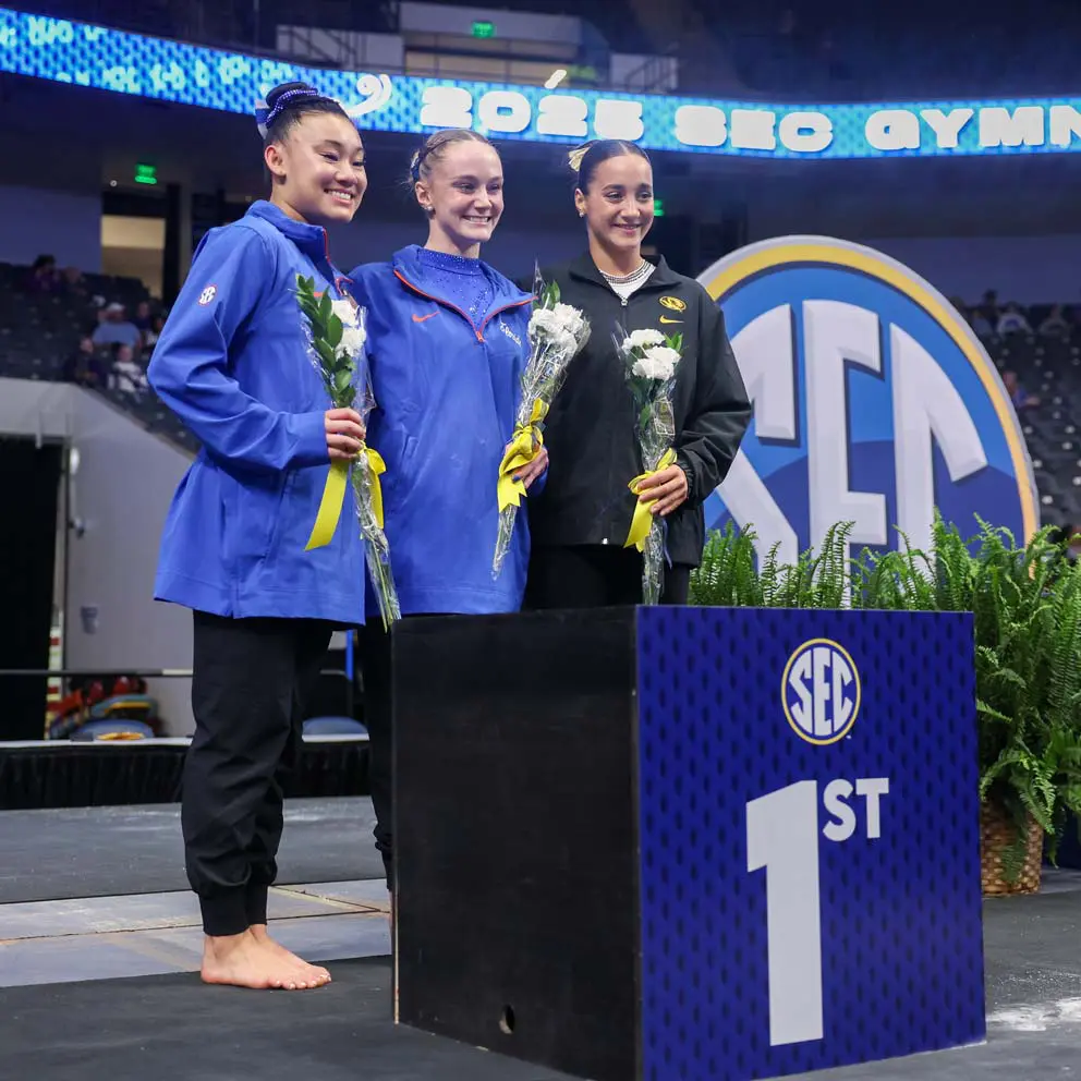 Riley McCusker bars 10.0